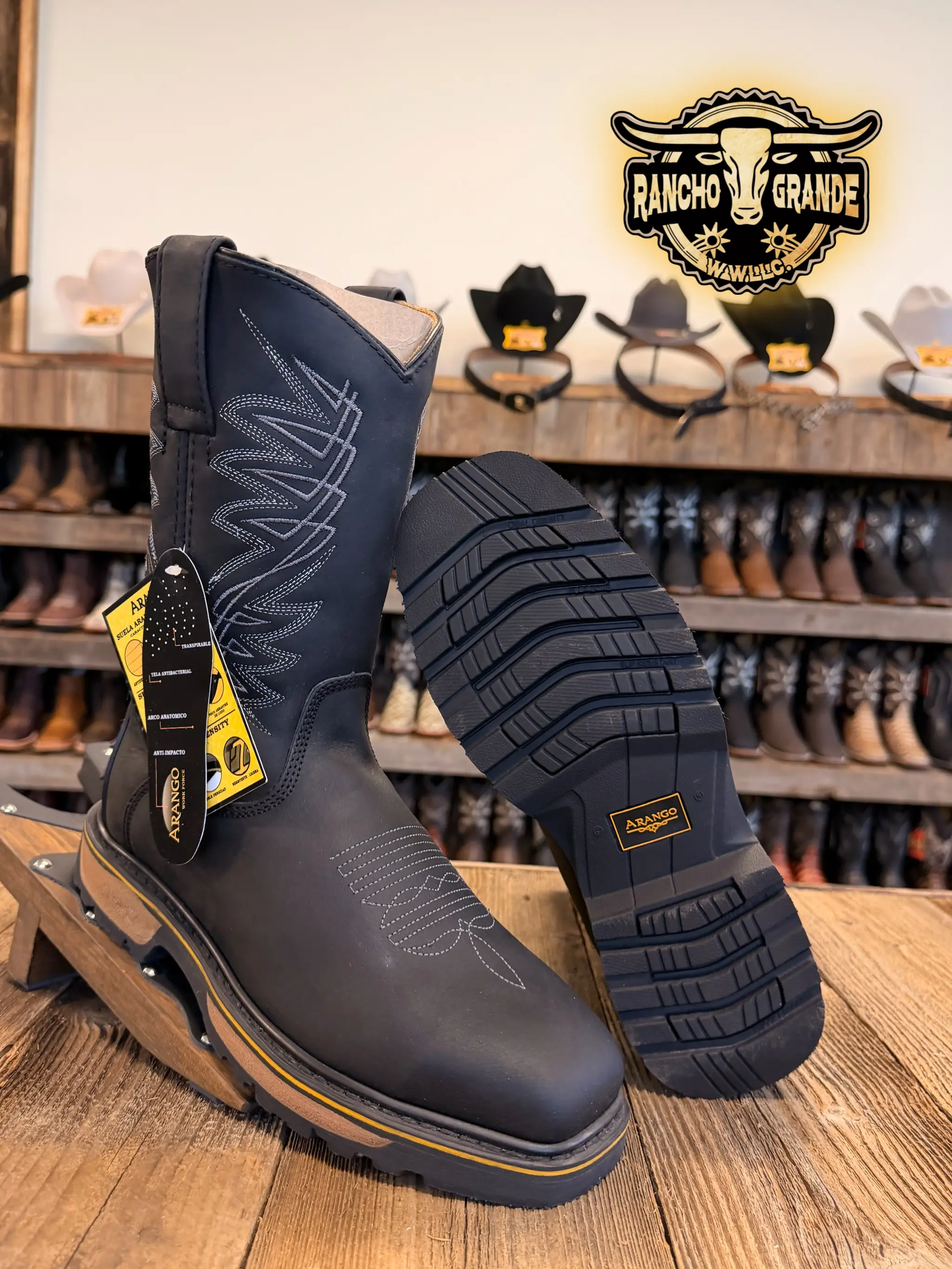 Mens Slip Resistant Work Boots / Botas de Trabajo para Hombre Resiste Resbalones