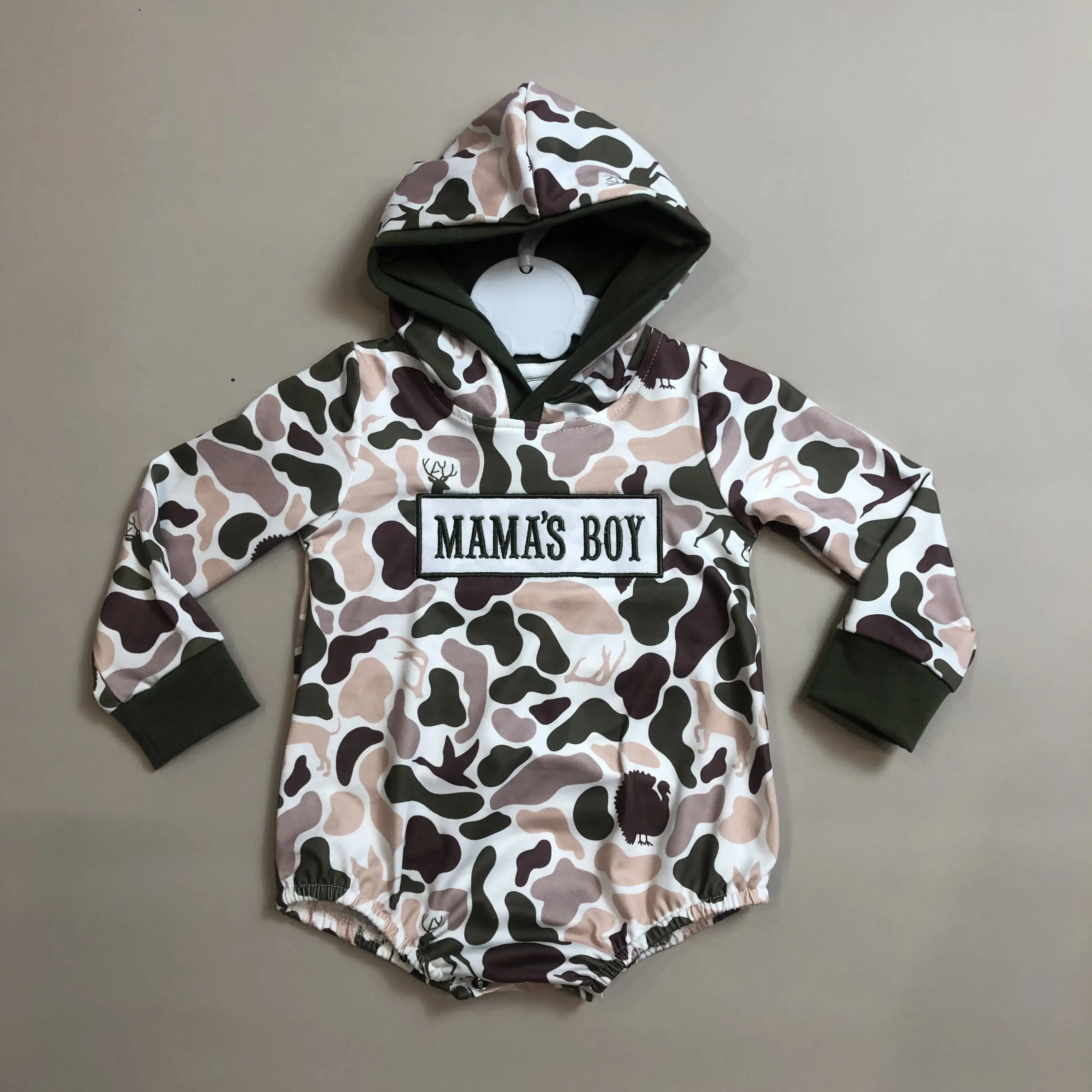 CFS Newborn Baby Boy Winter Camo Onesie Bodysuit, Mama's Boy Hunting Winter Clothes, Newborn Onesies LR2797