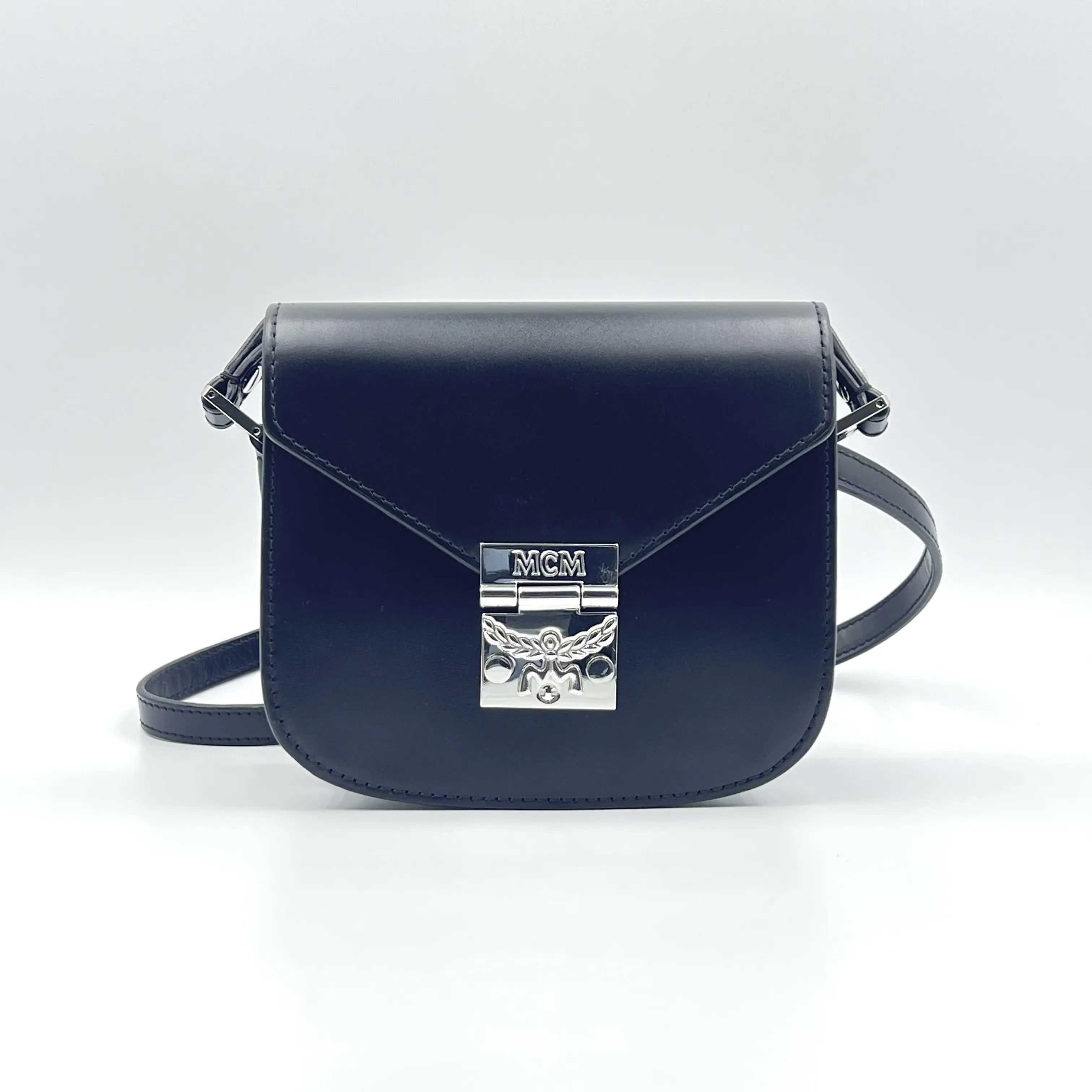 Pre-owned MCM Leather Crossbody Bags Calfskin Mini Patricia Crossbody Bag Black