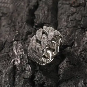 [ICE HUE]18K Gold Vacuum Plated Copper with 5A+ Sri Lanka Zircon Moon-shaped Ring Miami Italy Mexico & Micro Inspired for Women & Men Luxury Jewelry,Daily Wear,Casual Fashion,Gift Idea,,Classic,Hip Hop,Simple,Sporty Style