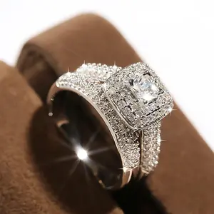 Full Diamond Micro-Inlaid Couple Princess Square Diamond Ring Set European and American Fashion Luxury Engagement Ring for Women beautiful  jewelry