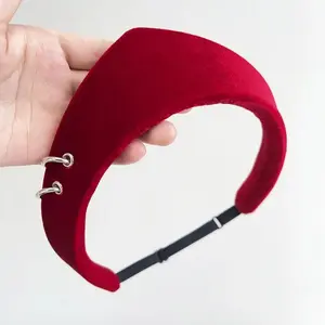 Vintage Velvet Women Hairband Wide Edge Anti Slip Hair Hoop British Style Headwear Round Ring Triangle Headband Hair Accessories