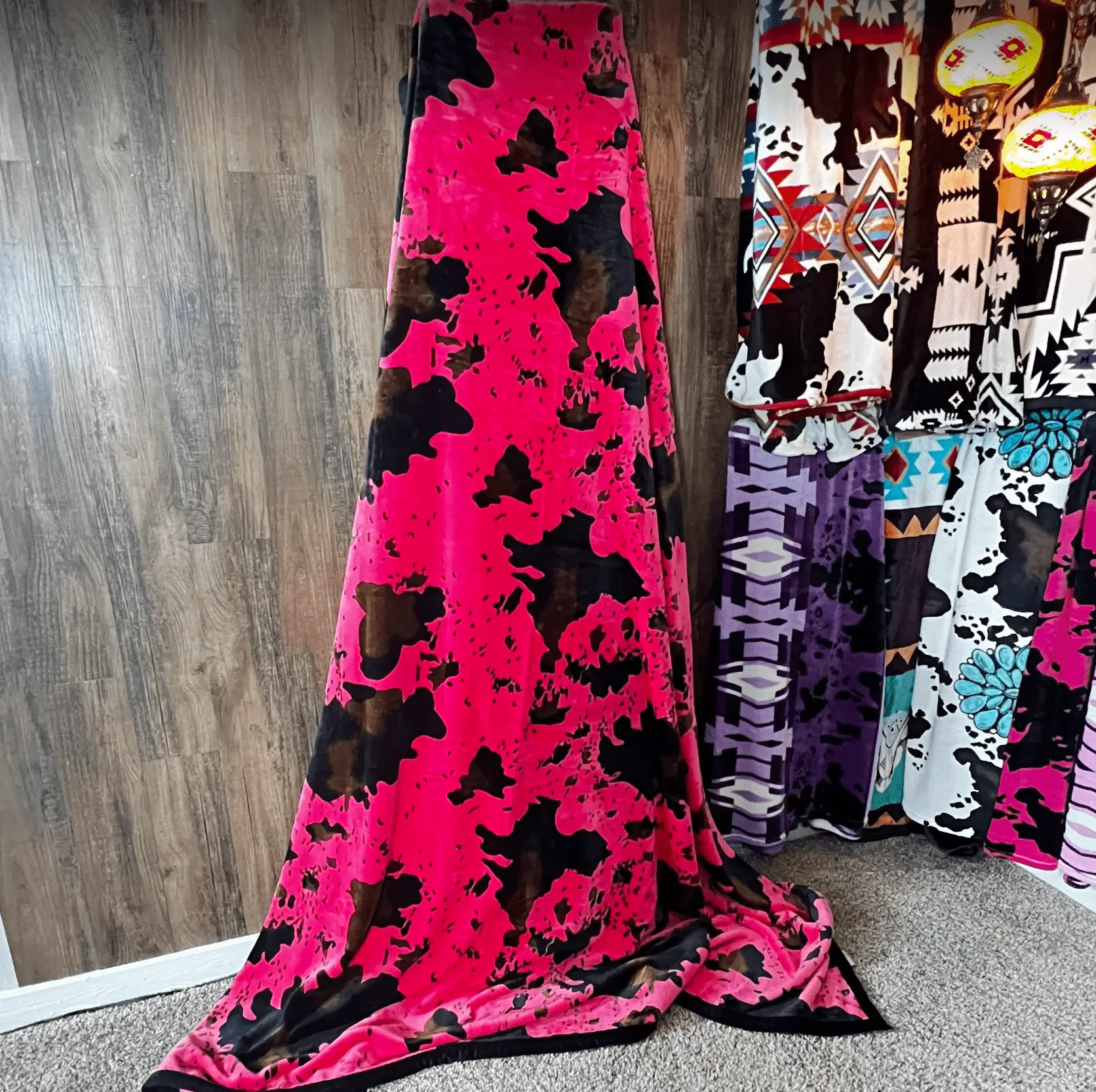 Pink Cow Oversized Blanket 82"x90" - Soft and Cozy