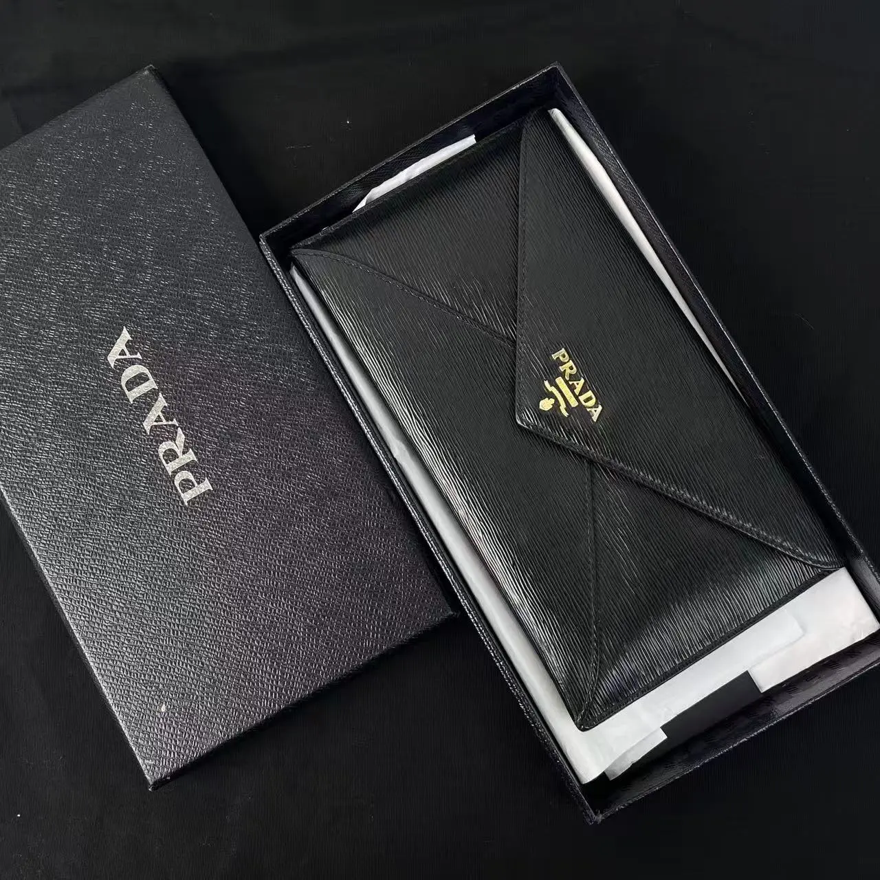 Pre-owned PRADA Black Water Ripple Leather Envelope Clutch