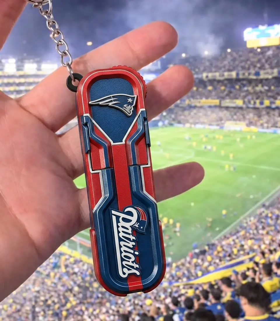 Pocket phone holder keychain