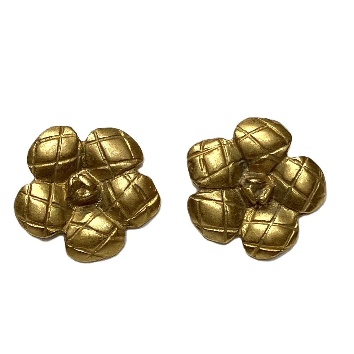Pre-owned CHANEL Zinc Alloy Small Leather Goods Earrings