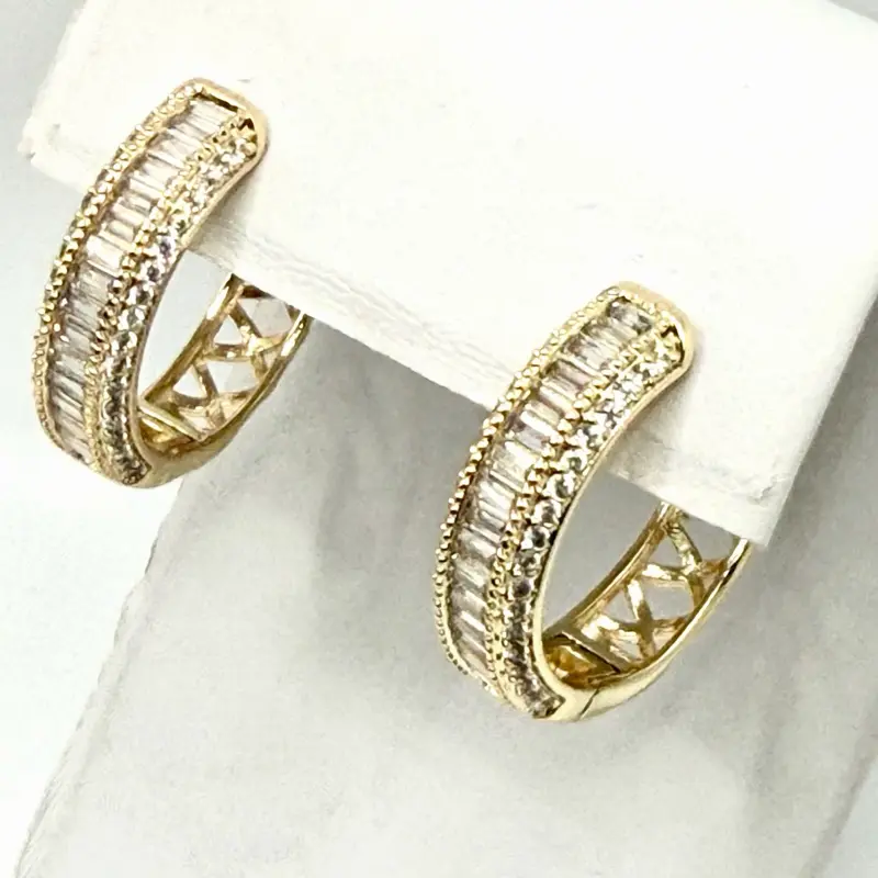 Earrings 14k Yellow Gold filled Huggies Hoops  Cz eternity Gold hoops Oro laminado argollas