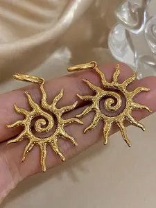 Fashionable Exaggerated Hypoallergenic Stainless Steel Hammered Spiral Sun Pendant High Quality Earrings, Simple Design Women's Daily Party Creative Jewelry
