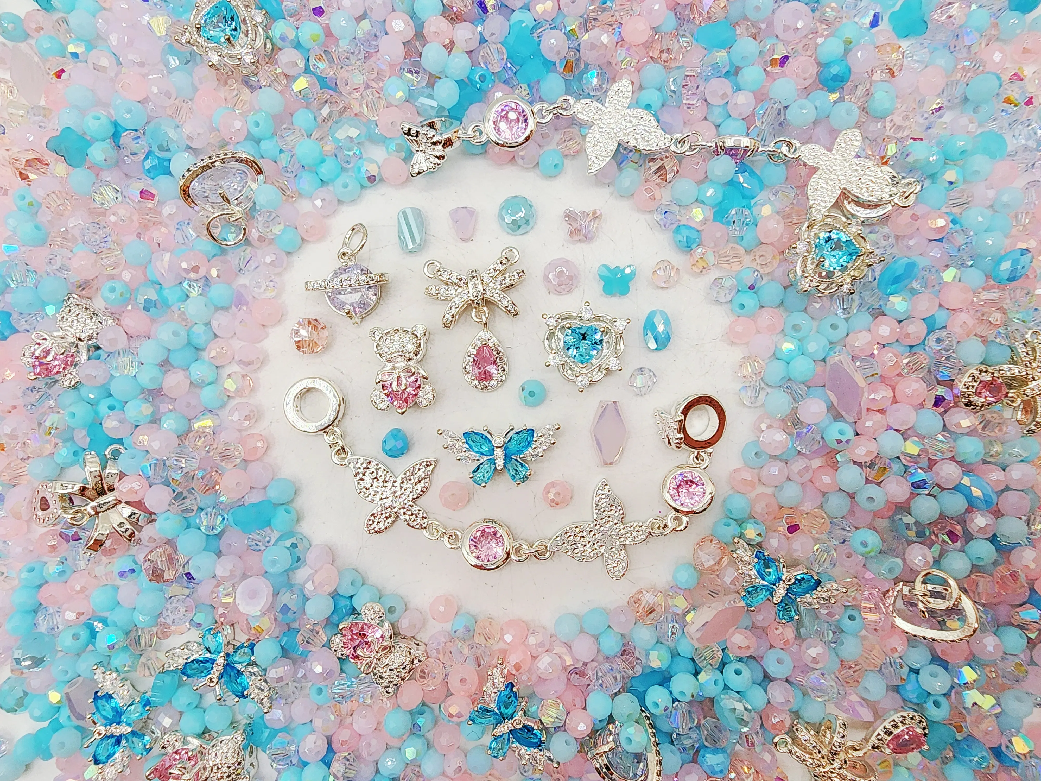 [Express] LUXURY - Elegant & Sparkling Charms for DIY Jewelry & Accessories Rhinestone Decorated Heart Diy Nail Art Diy Manicure Kit Acrylic Material