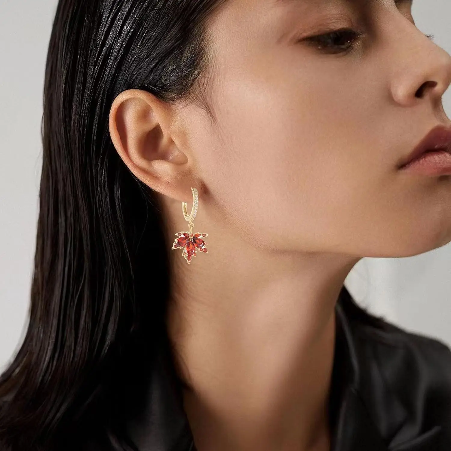 Red Maple Leaf Earrings for Women Elegant Fall Orange Plant Leaves Sparkly Crystal Cubic Zirconia Lightweight Dangle Earrings for Autumn Thanksgiving Day Party Holiday Trendy Jewelry Gifts