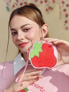 Strawberry Shortcake X SHEIN Cute Cartoon Character & Strawberry Shaped Coin Purse, Valentine's Day