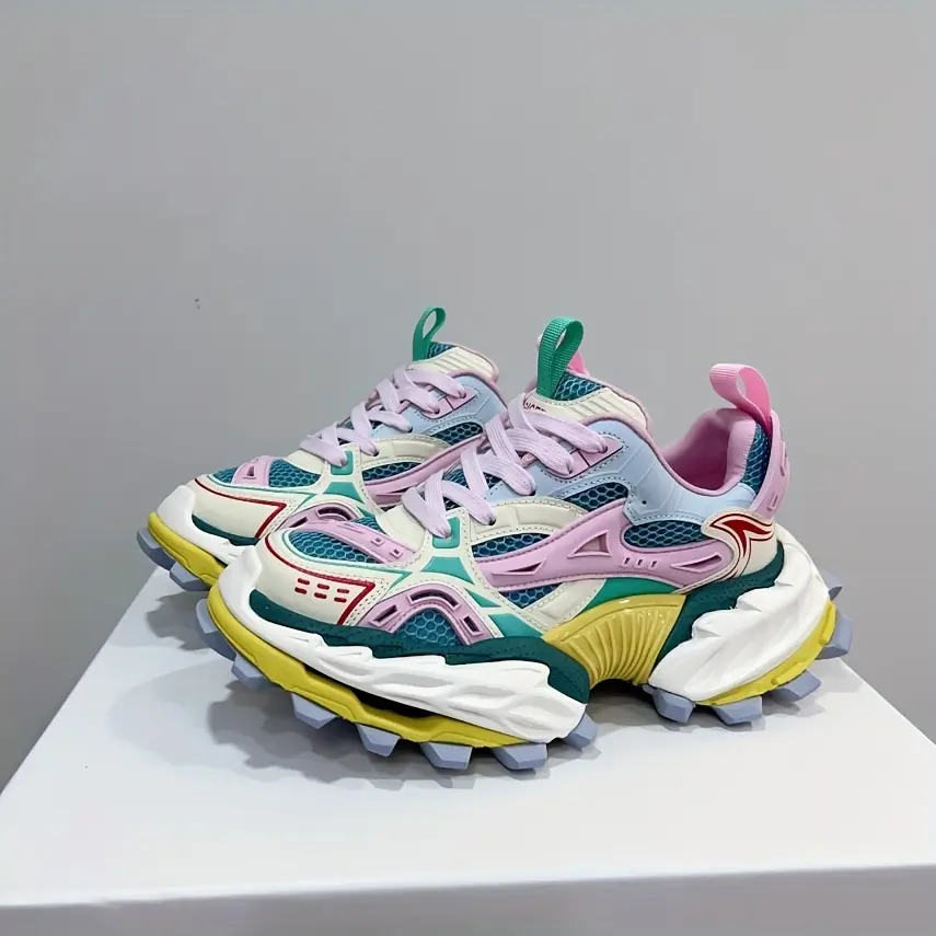 UYCEKK Shoes for Men Trendy Large-sized Dad Shoes, Thick-soled And Anti-slip Soles In Pink, Green And Yellow Contrasting Colors, Breathable Mesh Strap Closure, Casual Shoes And Sports Shoes for Daily Streetwear, Outdoor Light Sports And Travel Scenarios