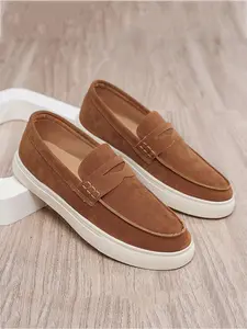 Men's Slip-On Loafers, Breathable Fall 2026 Shoes, Casual Moccasin Slippers, Flat Outdoor & Indoor Wear, Comfortable Single Shoe