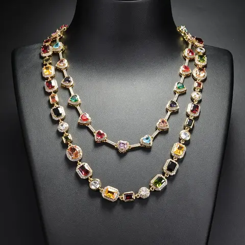2 Pcs ICED CHICS Hip-hop Colorful Heart Necklace & Square Necklace Set, Iced Out Jewelry, Trendy Jewelry, Copper Inlaid Zircon, Fashionable and Avant-garde, Versatile Style, Shining Multicolor Synthetic Zircon