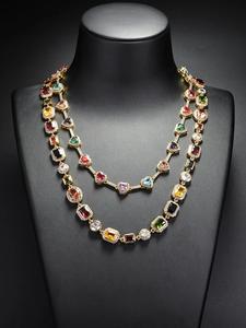 2pcs iced chics colorful heart necklace + square necklace set, hip-hop style, fashionable and avant-garde, set outfit, versatile style, shining multicolor synthetic zircon, the best choice as a gift