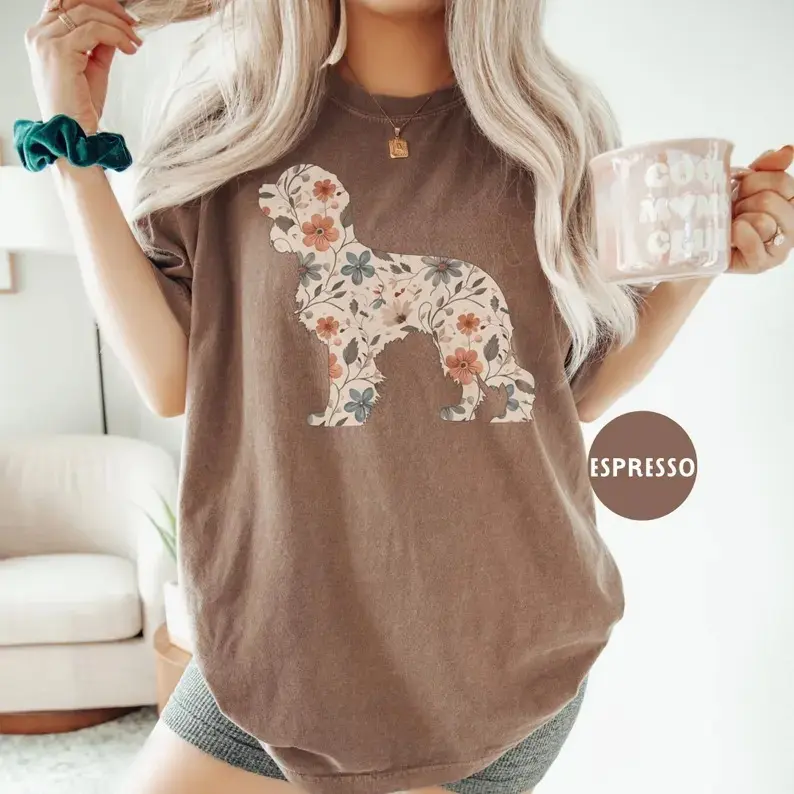 Comfort Colors Floral King Charles Cavalier Shirt, Spaniel Dog Mom Wildflower T-shirt, Cottagecore Tee, Gift for Puppy Lover Owner Mama