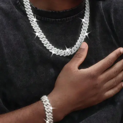 Men's Rhinestone Cuban Link Chain Necklace, Hip Hop Street Style Jewelry, Diamond Design Pendant, Fashion Accessory for All Occasions