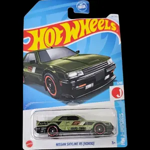 Hot Wheels Nissan Skyline RS (KDR30) Green Ferrari F40 Racing Car Model Diecast Metal Car