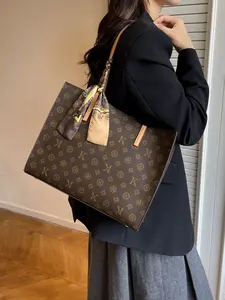 Large Capacity Crossbody Bag, Elegant All-Season Handbag, Fashionable Colorblock Design, Perfect for Commuting & Daily Use