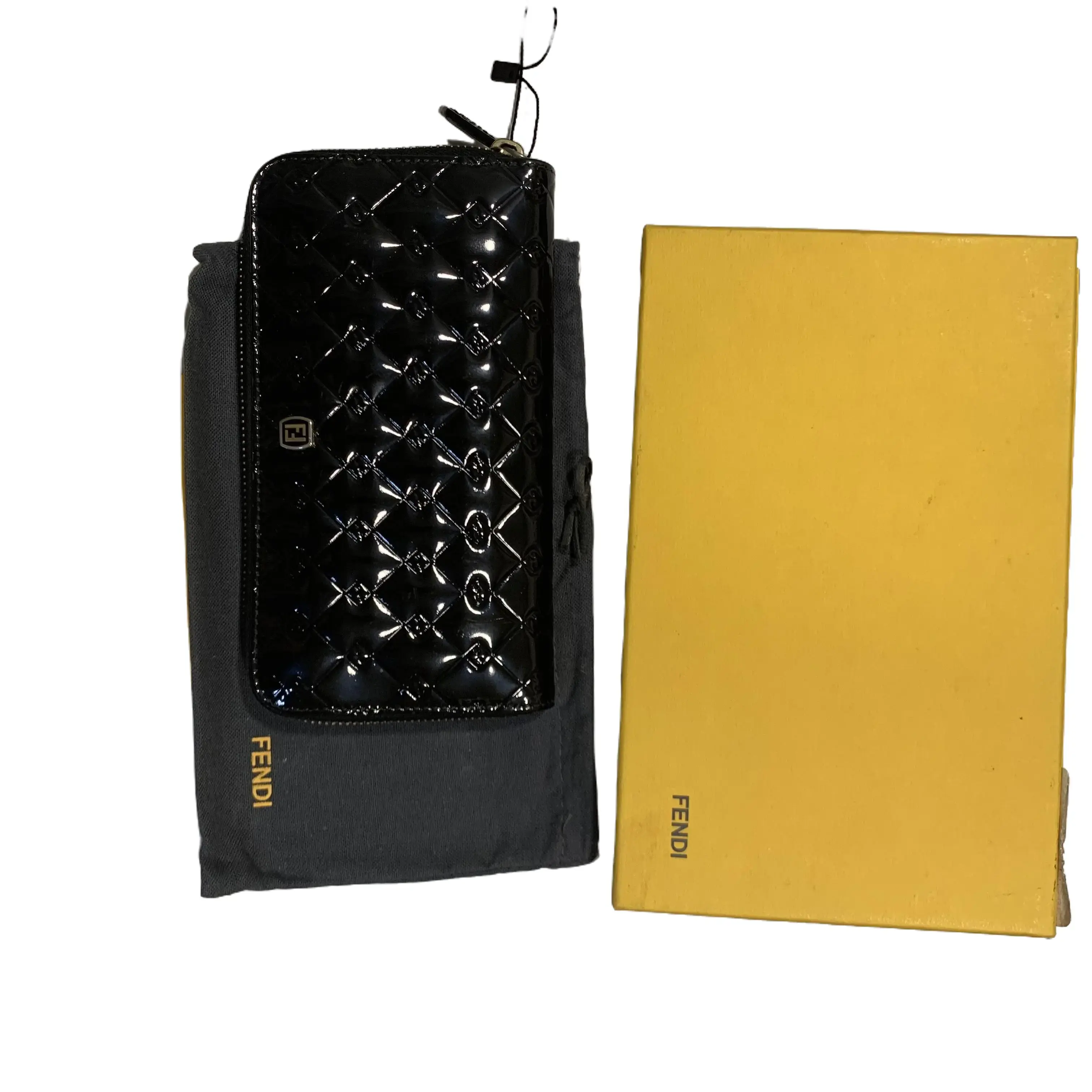 Pre-owned FENDI Black Patent Leather Zip Around Long Wallet with Embossed FF Monogram, Iconic Embossed FF Monogram Pattern, Card Slots, 19 × 10 cm (TKB00000237), Plenty Of Card Slots