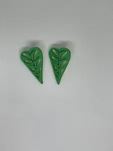 3D printed monstera earrings medium pointy