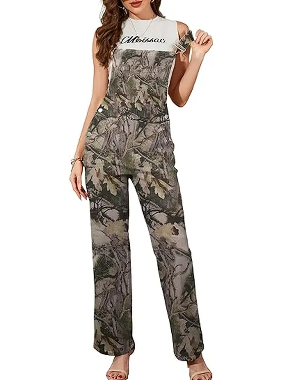 WIRDATRD Camo Overalls for Women Loose Fit Fashion Jumpsuits Straight Leg Pants Camouflage Bibs Coveralls Hunting Clothes Sleeveless Strap Style Below the Ankle High-waisted Design with Adjustable Straps and Five Pockets