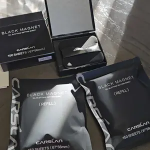 Product Review of CARSLAN Black Magnet Oil Blotting Setting Sheet With Powder More Control Oil Keep Fresh 2 IN 1 Blotting Sheet with Mirror Puff & Recyclable Case 450 Sheets 1 Box 2 Refills from R**V