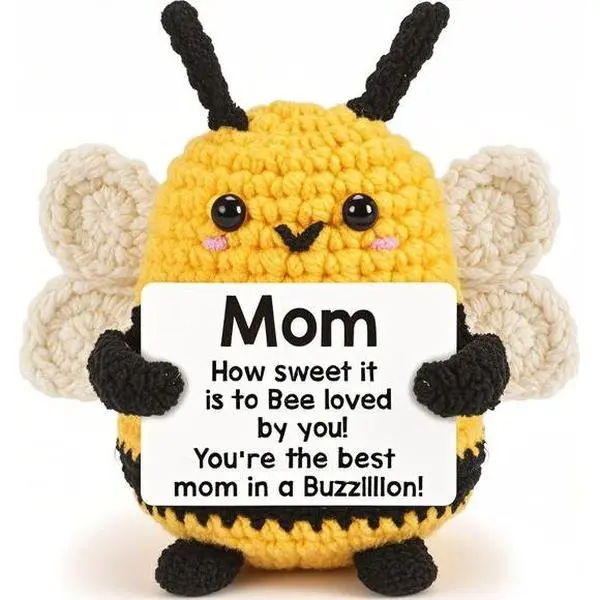 Mini Crochet Bee Keychain - Handmade Mother's Day Gift for Women - Cute Birthday Present for Mom - Thoughtful Gift from Daughter or Son - Reusable & Unique Home Decor