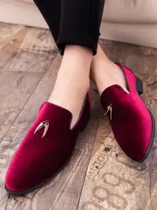 Men's Minimalist Temperament Velvet Loafers, Trendy Pointed Toe Slip-on Loafers, Fashionable Shoes for Daily Wear, Casual Slip On