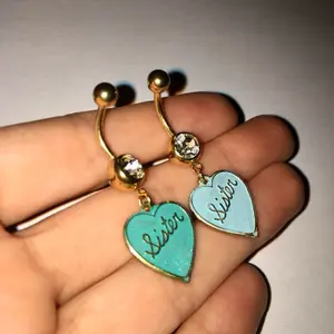 BFF Sister Antique Vintage Heart Belly Button Rings Set with Crystal Accents and "Sister" Engraving on Teal Hearts