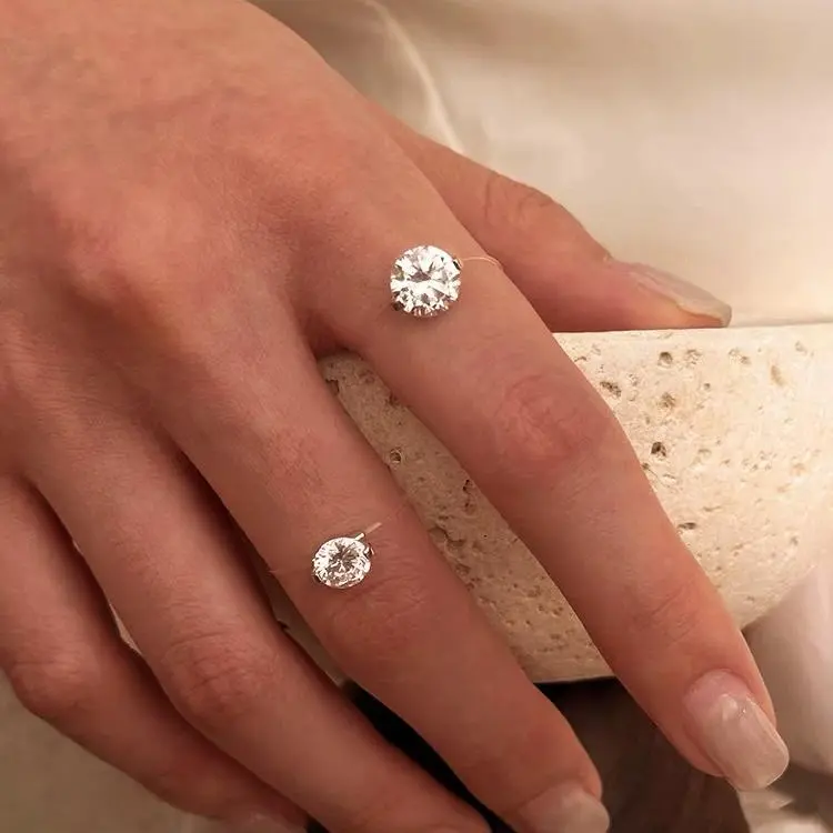 Tasiso 8mm Minimalist Zirconia Ring with an Invisible Band for an Optical Illusion, Lightweight Stacking Jewelry for Women, Ideal for Selfies and Gifting