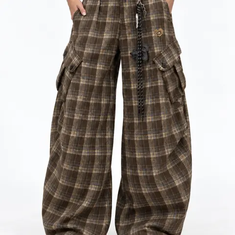 Aelfric Eden Men's High-Waist Baggy Oversize Plaid Cargo Pants - Classic Vintage Check, Balloon Barrel Silhouette, Utility Pockets, Detachable Heart Embroidery Charm, Drawstring, Button Closure, Retro Fall-Winter Streetwear Casual Bottoms