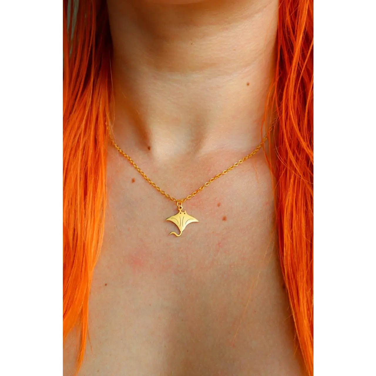 Manta Ray Necklace - Fashion Accessory for Women