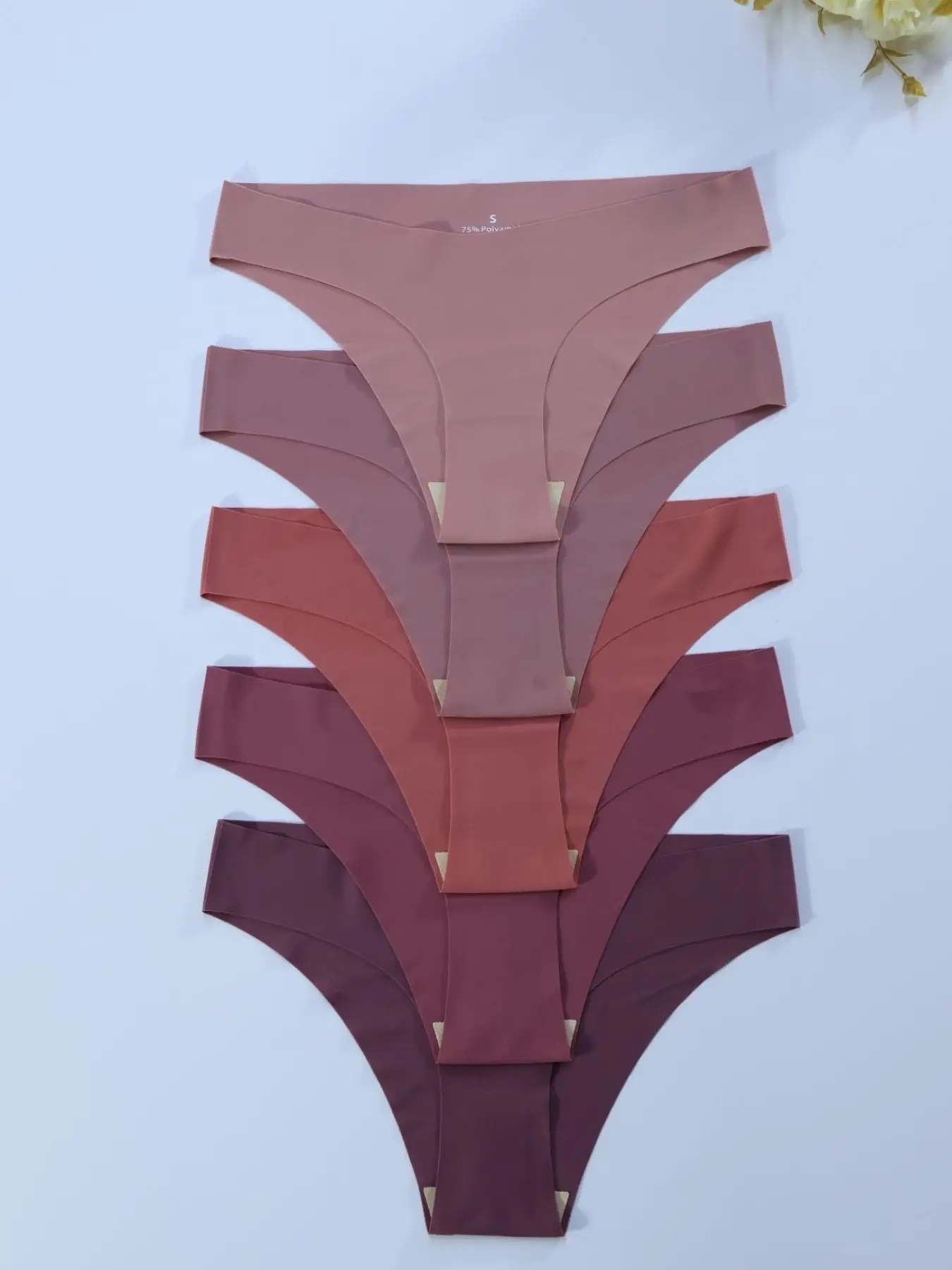 Women's Invisible Triangle Panties, Seamless Fitted Design, Seamless Panty, Seamless No Show, Smooth Skin-Friendly Fabric, Perfect for All-Day Comfort & Stylish Wear