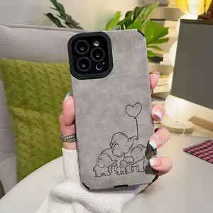 A cute elephant holding a heart balloon design phone case, TPU + leather shockproof full protection case, suitable for iPhone 17/16/15/14/13/12/11 PRO MAX PLUS AIR XS and PROMAX, an ideal gift for friends and family, QBJKTP226