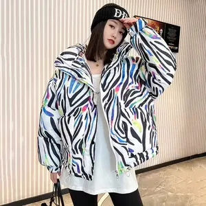 Warm Winter Down Jacket Women 2025 Graffiti Print Fashion Hooded Short Parka Girls Thick Streetwear Hip Hop Padded Coat Female