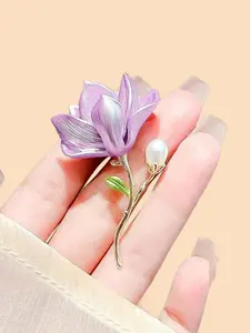 Elegant Vintage Magnolia Flower Brooch for Hanfu, Stylish Exquisite Floral Pin Accessory, Perfect for Traditional Costume & Fashion