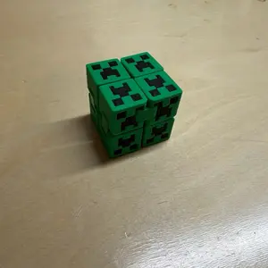 Endless Creeper Fidget Cube -  for Stress Relief and Fun