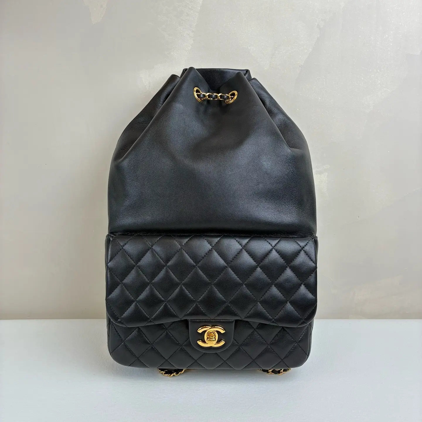 Pre-owned CHANEL SN23 Lambskin Quilted Small in Seoul Backpack Black