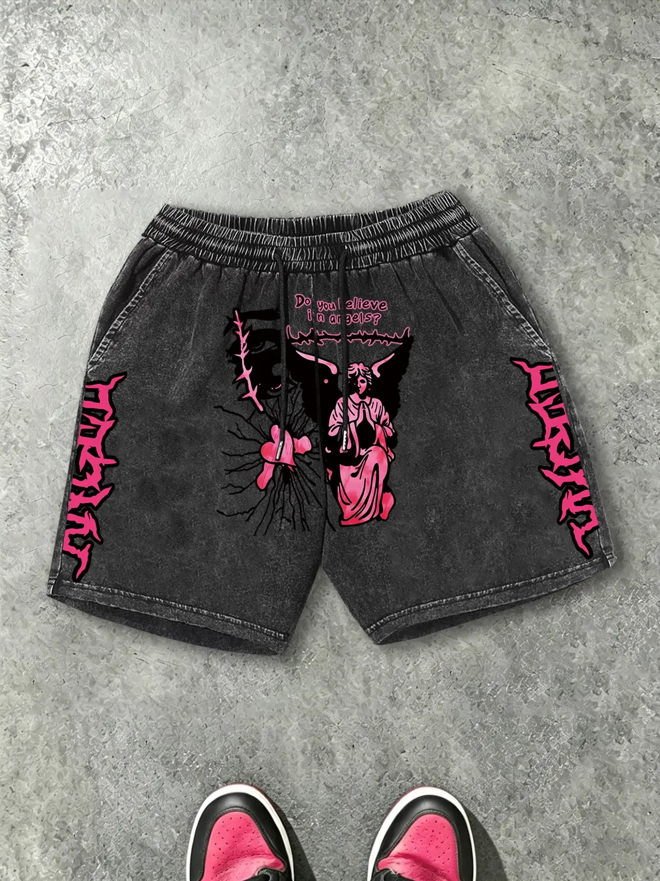 Men's Gothic Angel Print Washed Denim Shorts - Pink Black Grunge Streetwear Elastic Waist Drawstring Loose Fit Casual Graphic Print Shorts for Skateboarding & E-Girl E-Boy Summer Outfits