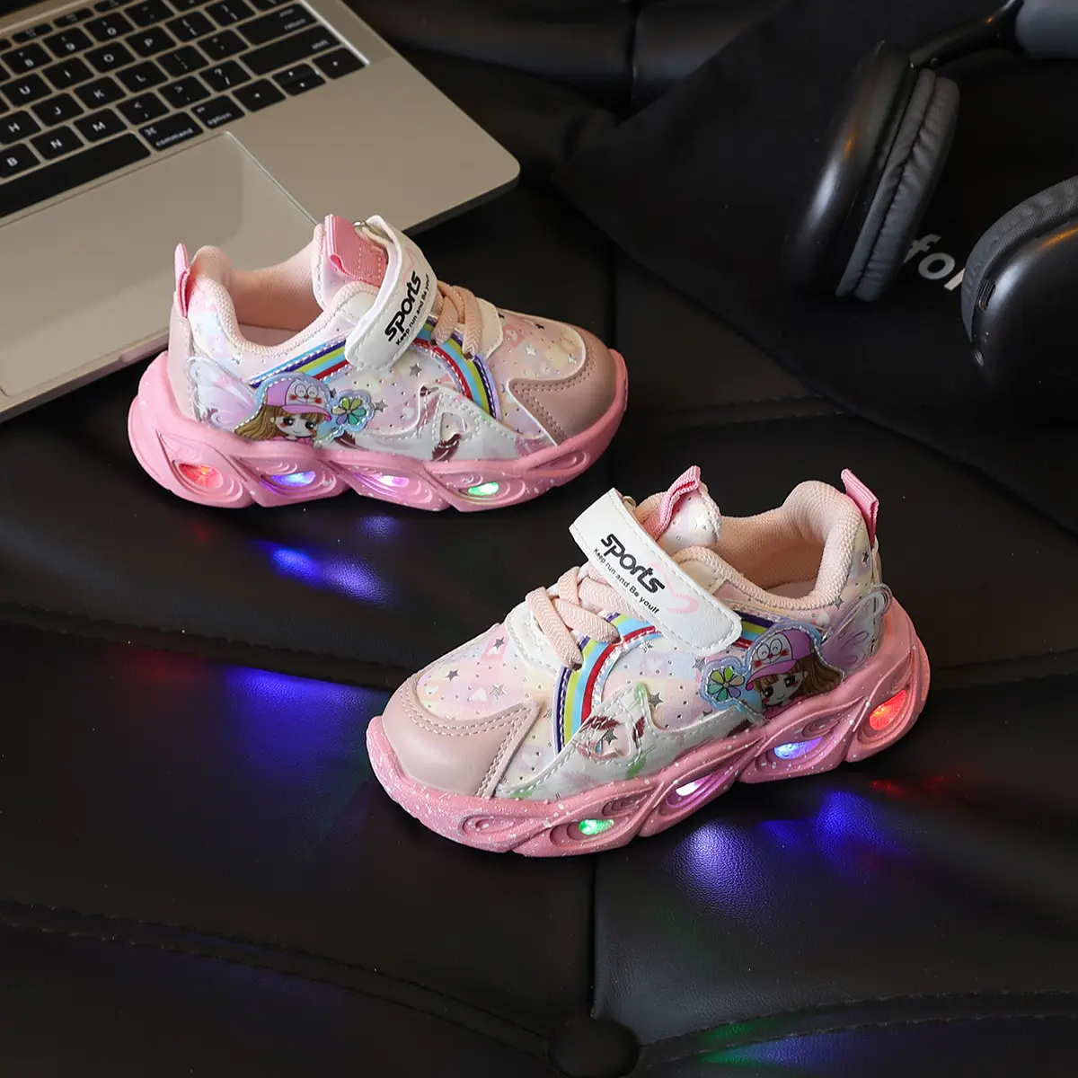 Kids Girls LED Light Up Casual Shoes, Cute Cartoon Design Soft Sole PU Leather Sneakers for Daily Outdoor & School Use