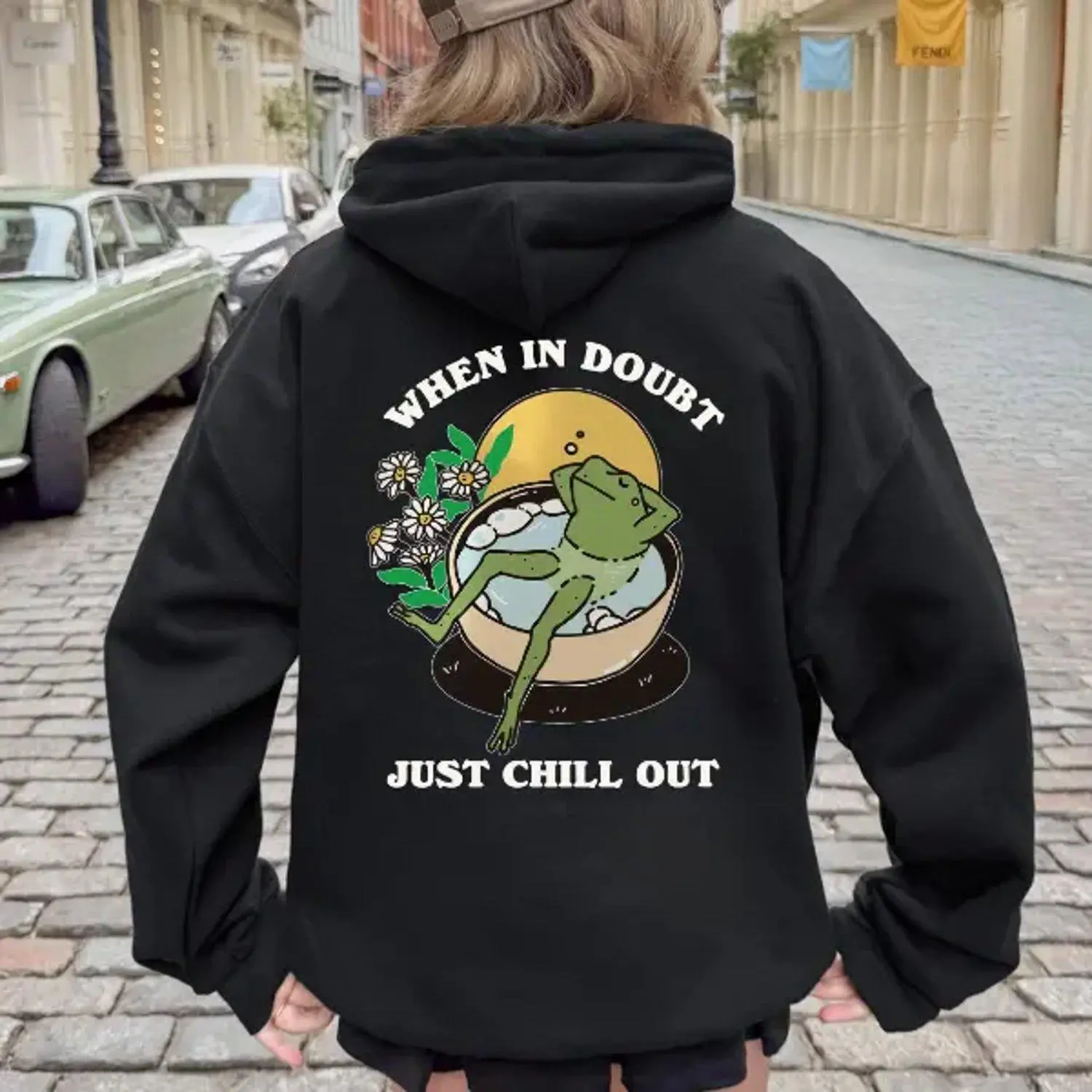 Men's Hoodie Retro Frog Graphic Design Carefree Positive Vibes Frog Apparel Cute Frog Sweatshirt Aesthetic Vintage Style Frog Clothing