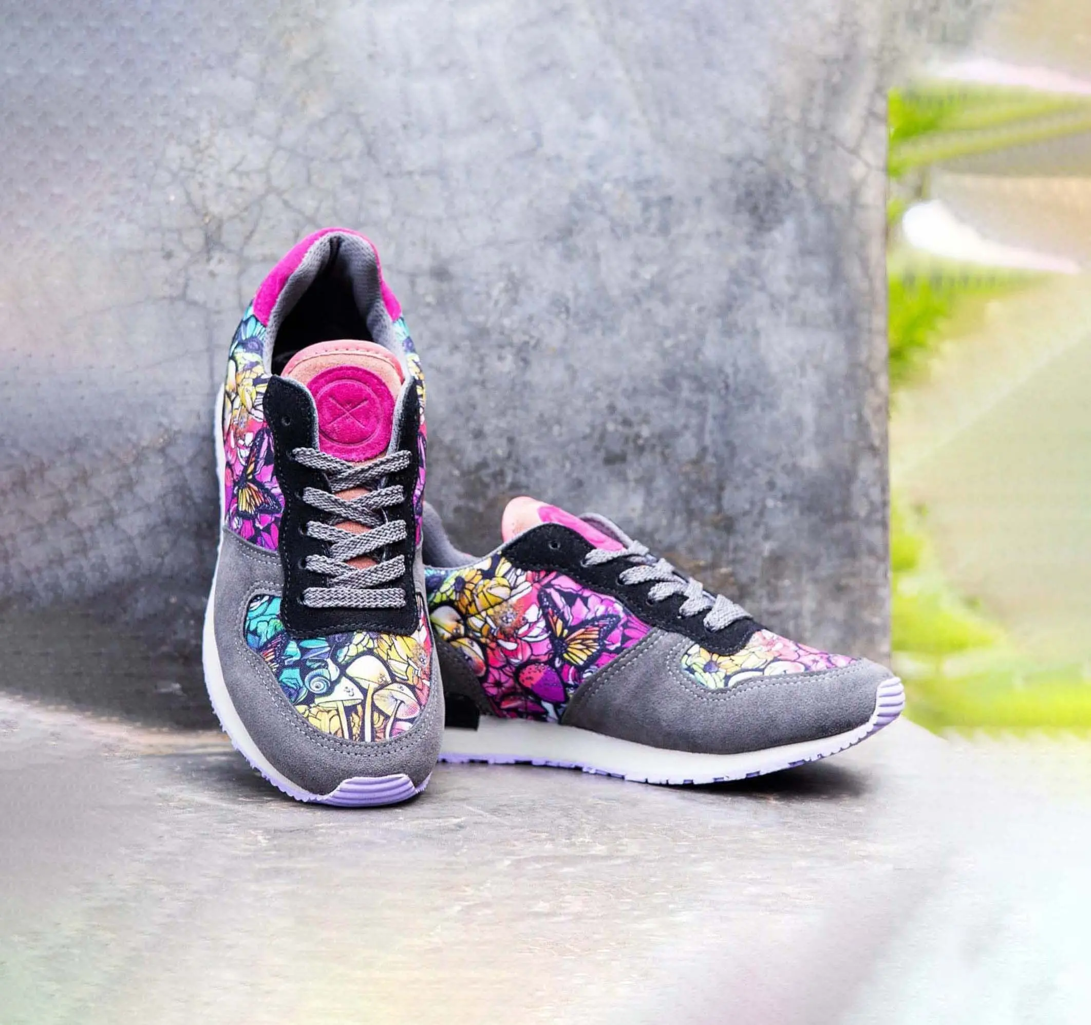 Women's Chanterelle Mushroom Print Vegan Casual Sneaker, Comfortable Women's Footwear for Daily Wear