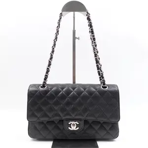Pre-owned leather Shoulder Bags Chanel Classic Double Flap Medium Caviar Shoulder Bag T ZY0000236259