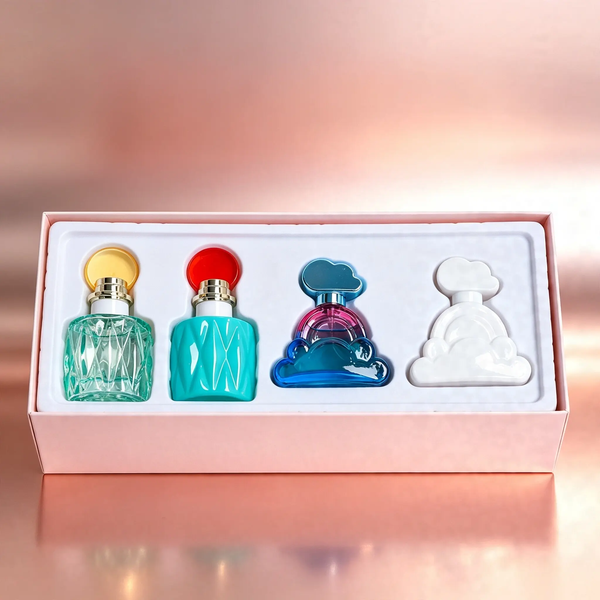 Unisex Fragrance Perfume Gift Set - 4 x 30ml Portable Travel-Size Bottles, Unique Rainbow Cloud Shape, Exquisite Vintage Floral Packaging, Gifts for Women, Ideal for Key Occasions, Womens Gifts