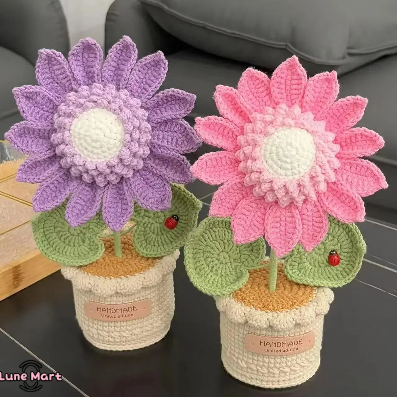 Handmade Crochet Potted Plant Keychain - Nature-Inspired Novelty Costume Jewelry Accessory with Sunflower, Insect Accents for Home/Office Desk Decor, Ideal Gift, Decorative
