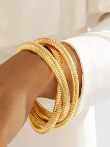 3pcsGold Bracelets for Women, Gold Bangles for Women Chunky Bangle Bracelets for Women Bracelets Stack Tarnish Free Gold Jewelry Set of 3 for Women Accessories for Her Gifts, Permanent jewelry