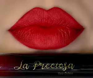 El compa camarón Matte lipstick kit