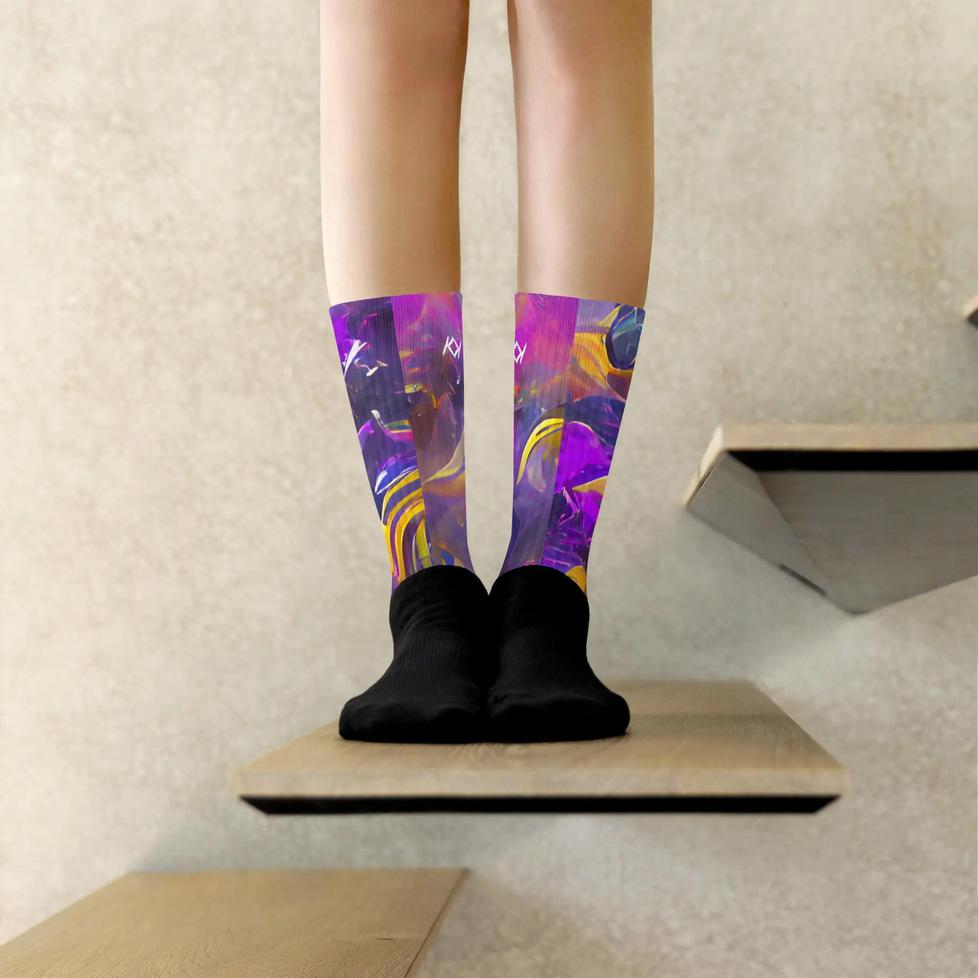 Kimante Purple, Gold, and Black Ripple Socks