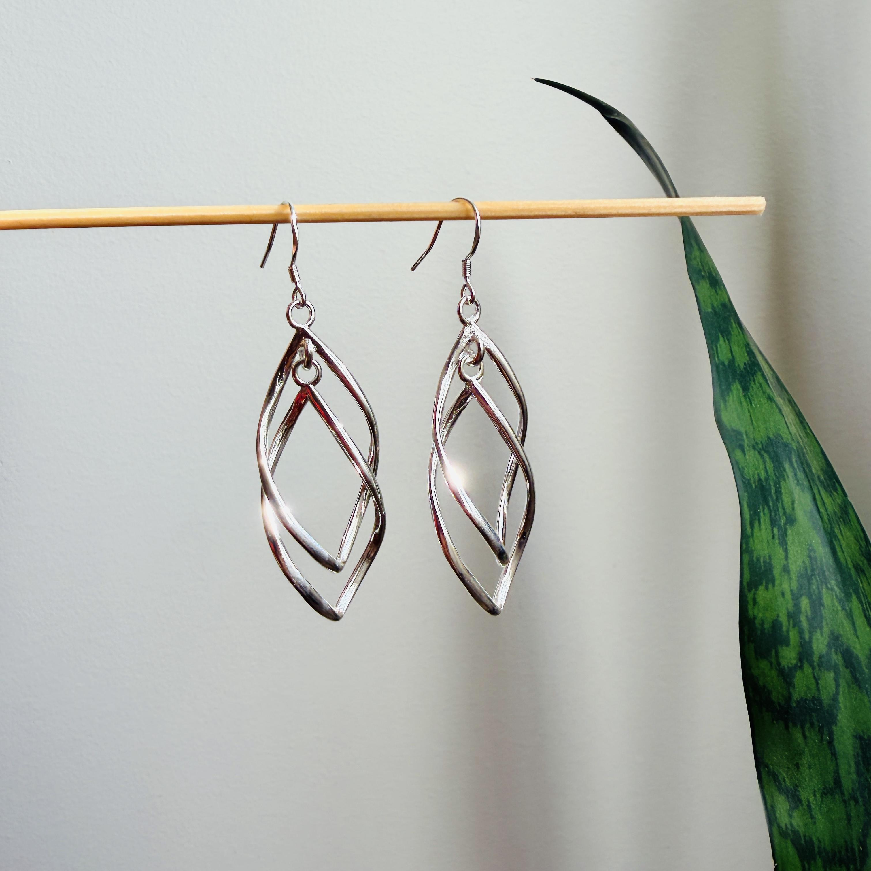 Geometric Double Layer Dangle Earrings for Women, Silver Tone Hollow Hoop Earrings, Lightweight Elegant Everyday Jewelry party